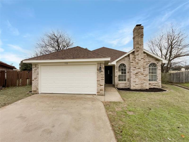 512 Oak Ridge Court, Crowley, TX 76036