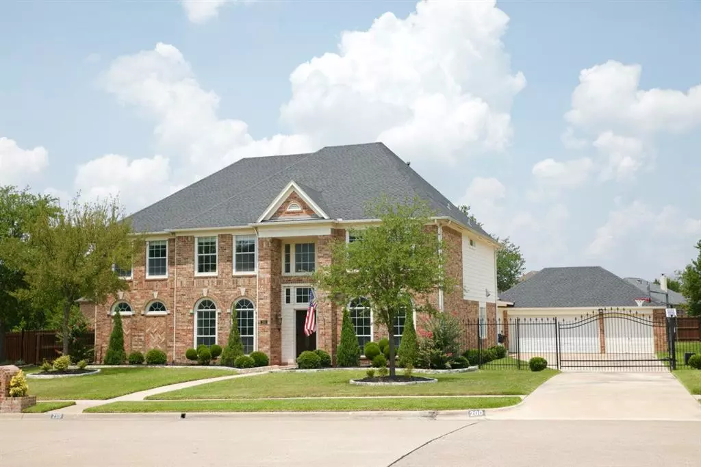 Southlake, TX 76092,200 Lovegrass Lane