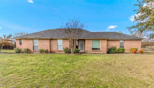 221 Prairie Creek Road, Red Oak, TX 75154