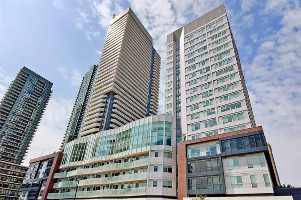 4065 Confederation Pkwy #4110, Mississauga, ON L5B 0L4