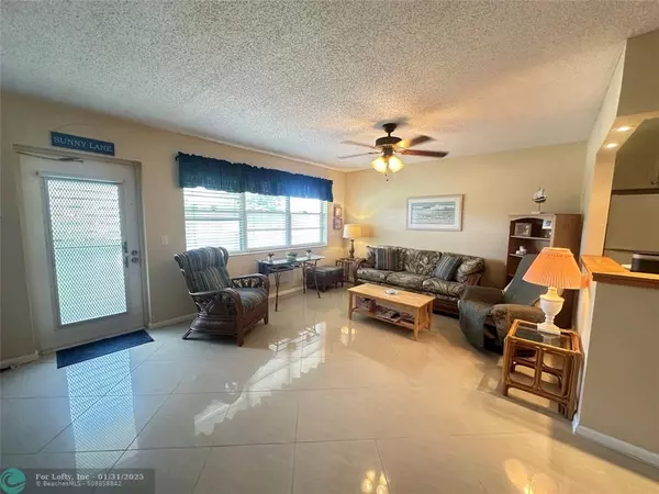 Deerfield Beach, FL 33442,22 Markham A  #22