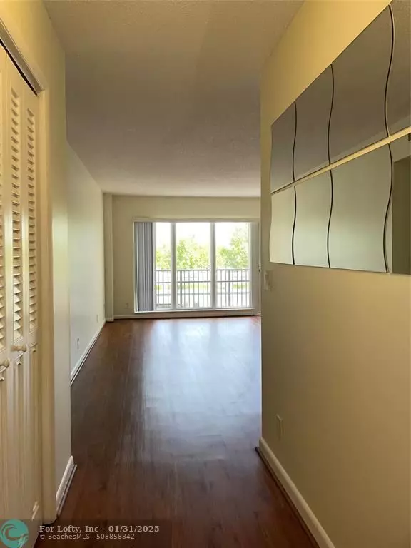 Fort Lauderdale, FL 33301,340 Sunset Dr  #308