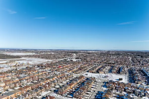 Brampton, ON L7A 0L5,112 Amaranth CRES