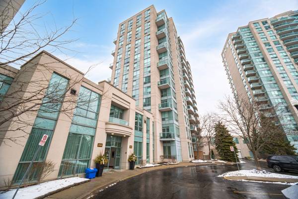 2565 Erin Centre BLVD #611, Mississauga, ON L5M 6Z8