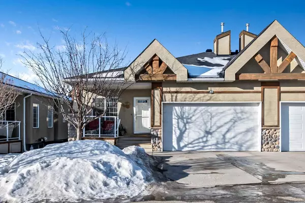 37 Rowland, Okotoks, AB T1S 2C4