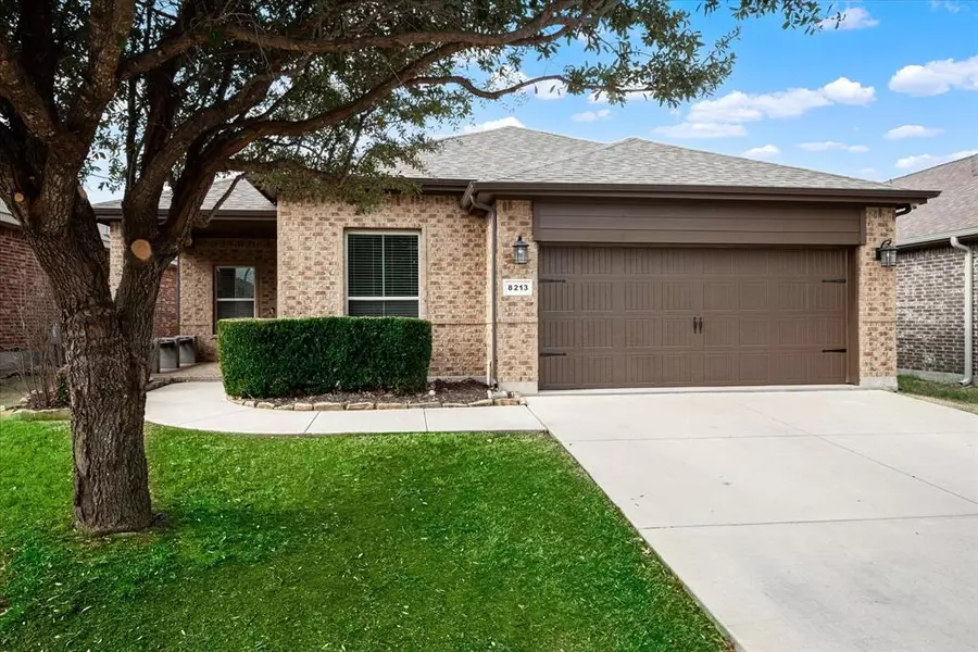 8213 Sleeping Doe Drive, Fort Worth, TX 76179