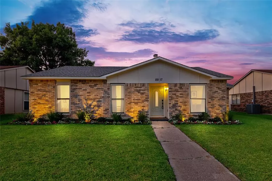 8817 Westfield Drive, Rowlett, TX 75088