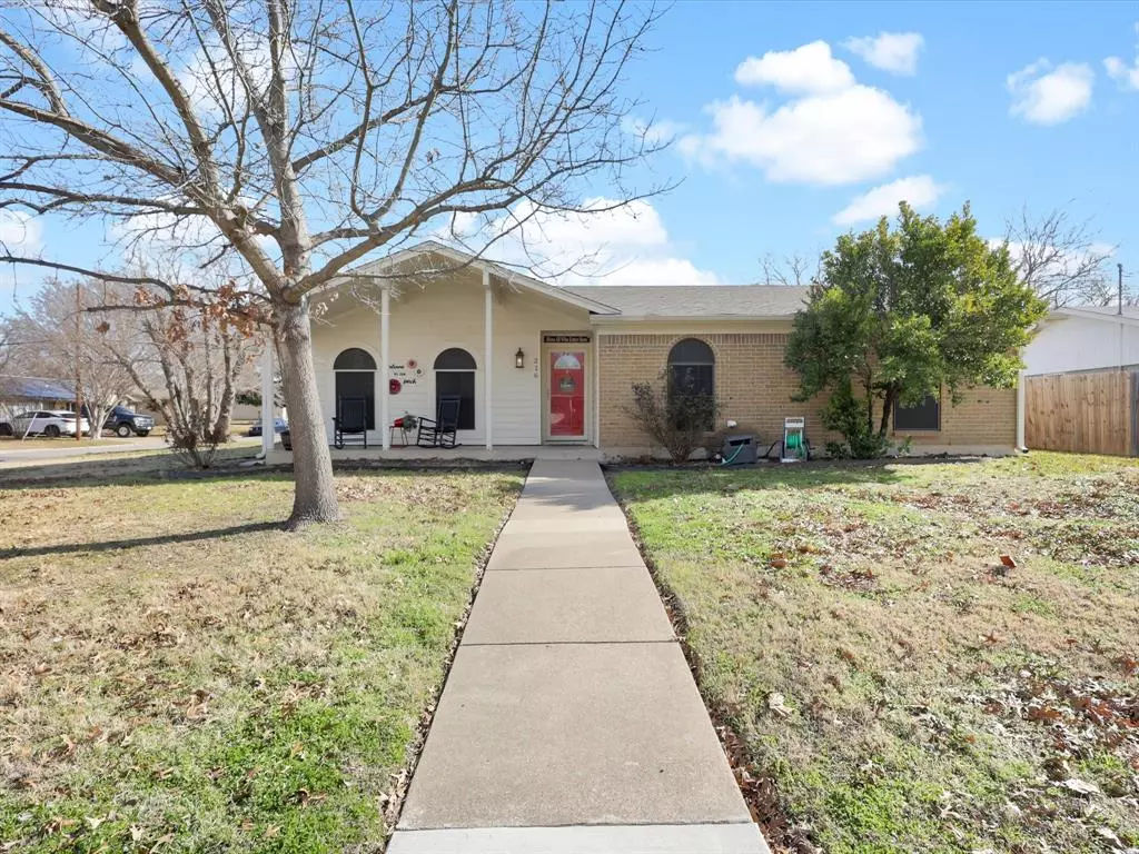 Burleson, TX 76028,216 NE Cindy Lane