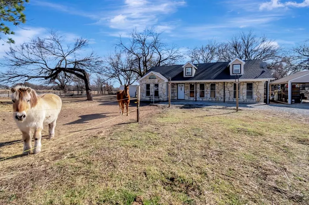 Springtown, TX 76082,133 Meadow Road