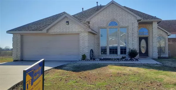 812 Valley Court, Royse City, TX 75189