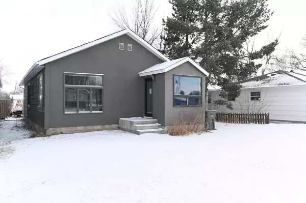 359 48 AVE West, Claresholm, AB T0L 0T0