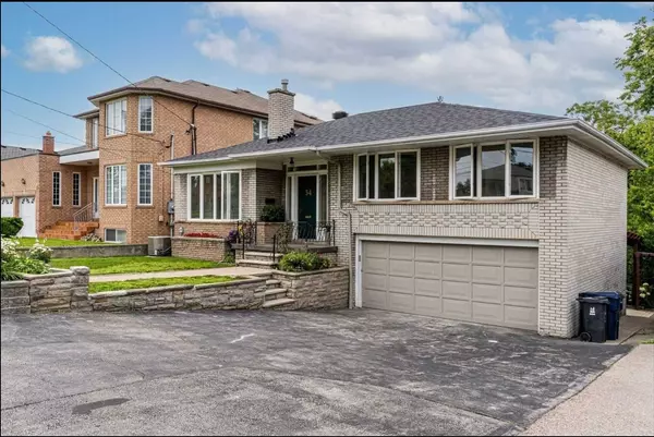 Toronto W04, ON M6L 1L1,34 Gracefield AVE #BSMT