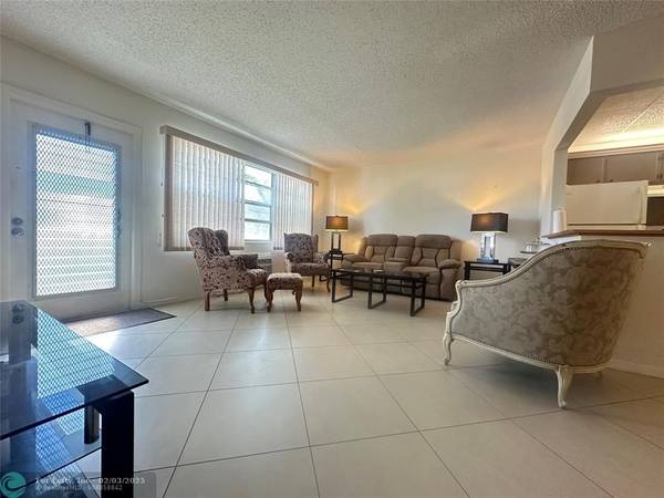 Deerfield Beach, FL 33442,27 Newport B  #27