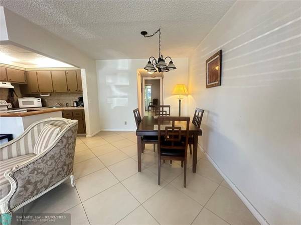 Deerfield Beach, FL 33442,27 Newport B  #27