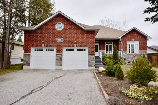 1738 Wingrove AVE, Innisfil, ON L9S 1S4