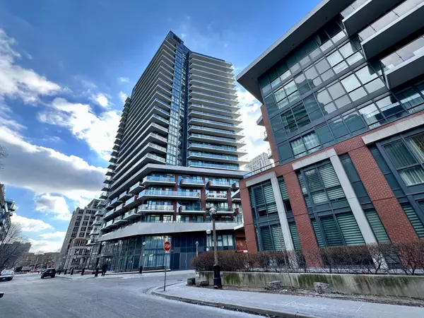 38 Iannuzzi ST #629, Toronto C01, ON M5V 0S2