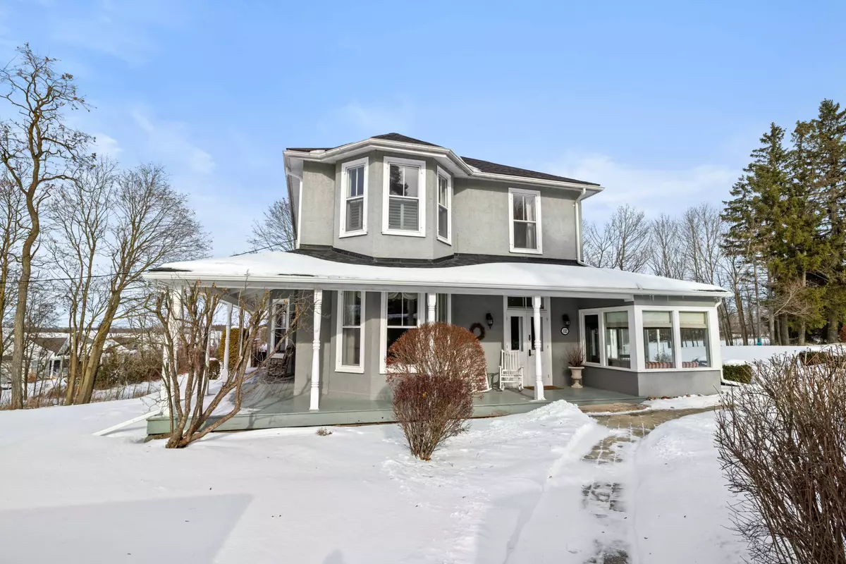 Smith-ennismore-lakefield, ON K0L 2H0,132 Strickland ST