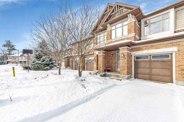 916 Fletcher CIR, Kanata, ON K2T 0B7