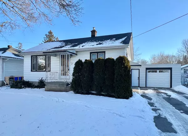 Belleville, ON K8P 4G8,105 Lemoine ST