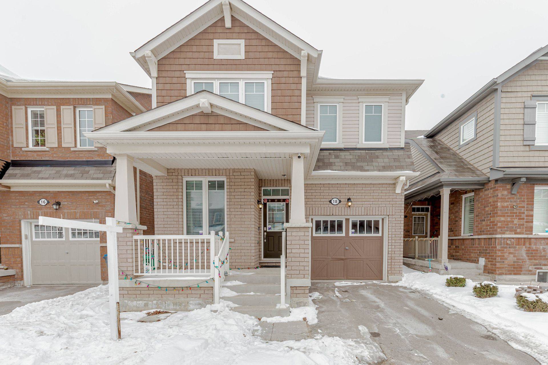 18 Jemima RD N, Brampton, ON L7A 4T6