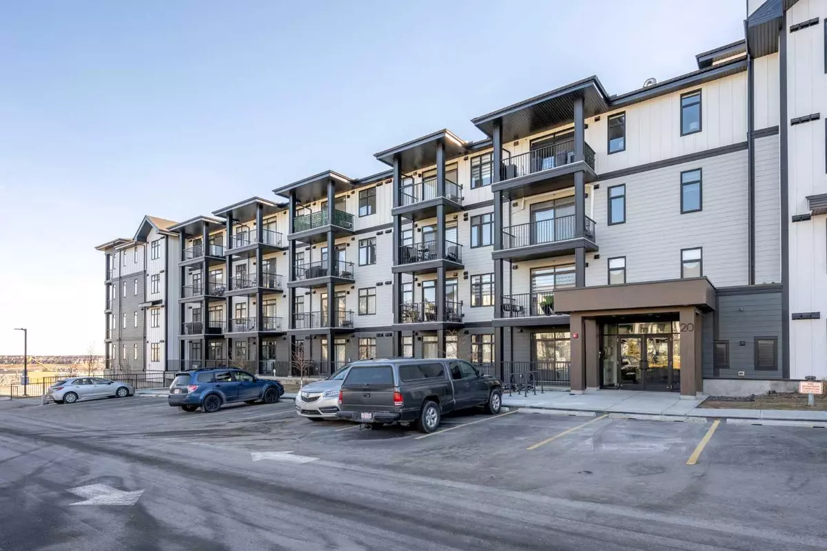 Calgary, AB T3R 1Z5,20 Sage Hill NW #113