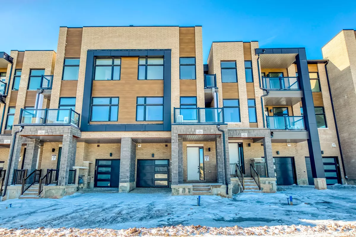 Oakville, ON L6H 7Y8,1425 Courtleigh TRL