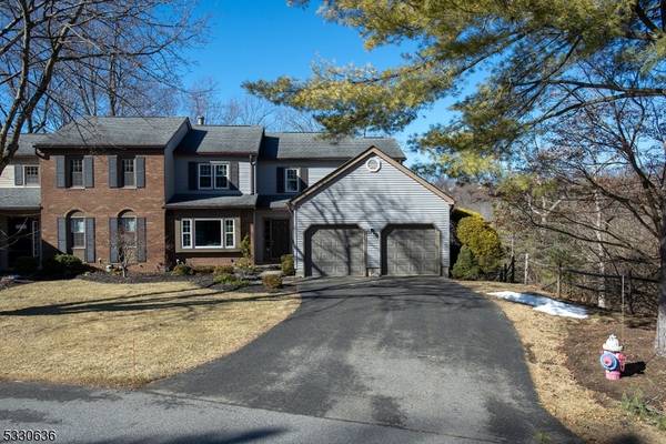 52 Goldfinch Grv, Allamuchy Twp., NJ 07840