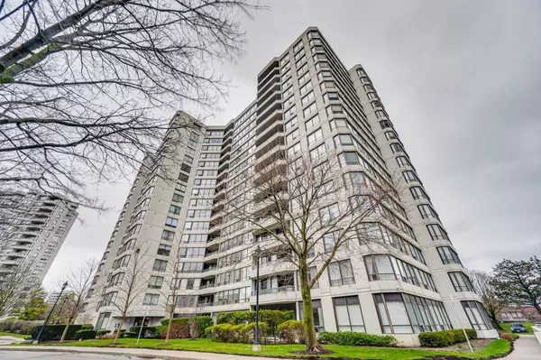 1121 Steeles AVE W #PH214, Toronto C07, ON M2R 3W7