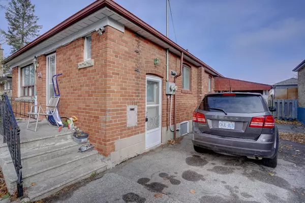 23 Falmouth AVE #Basement, Toronto E04, ON M1K 4M5