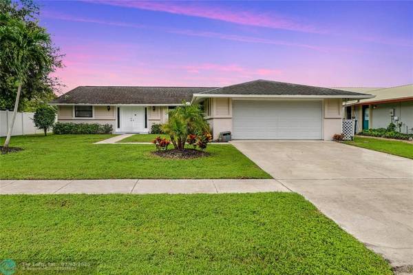 8442 Mildred Dr,  Boynton Beach,  FL 33472