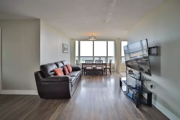 Mississauga, ON L5B 3Z7,400 Webb DR #2209