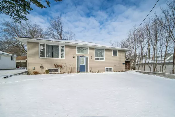 Greater Napanee, ON K7R 1V9,109 Water ST W