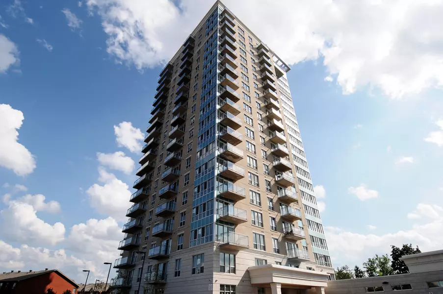 70 Landry ST #701, Vanier And Kingsview Park, ON K1L 0A8