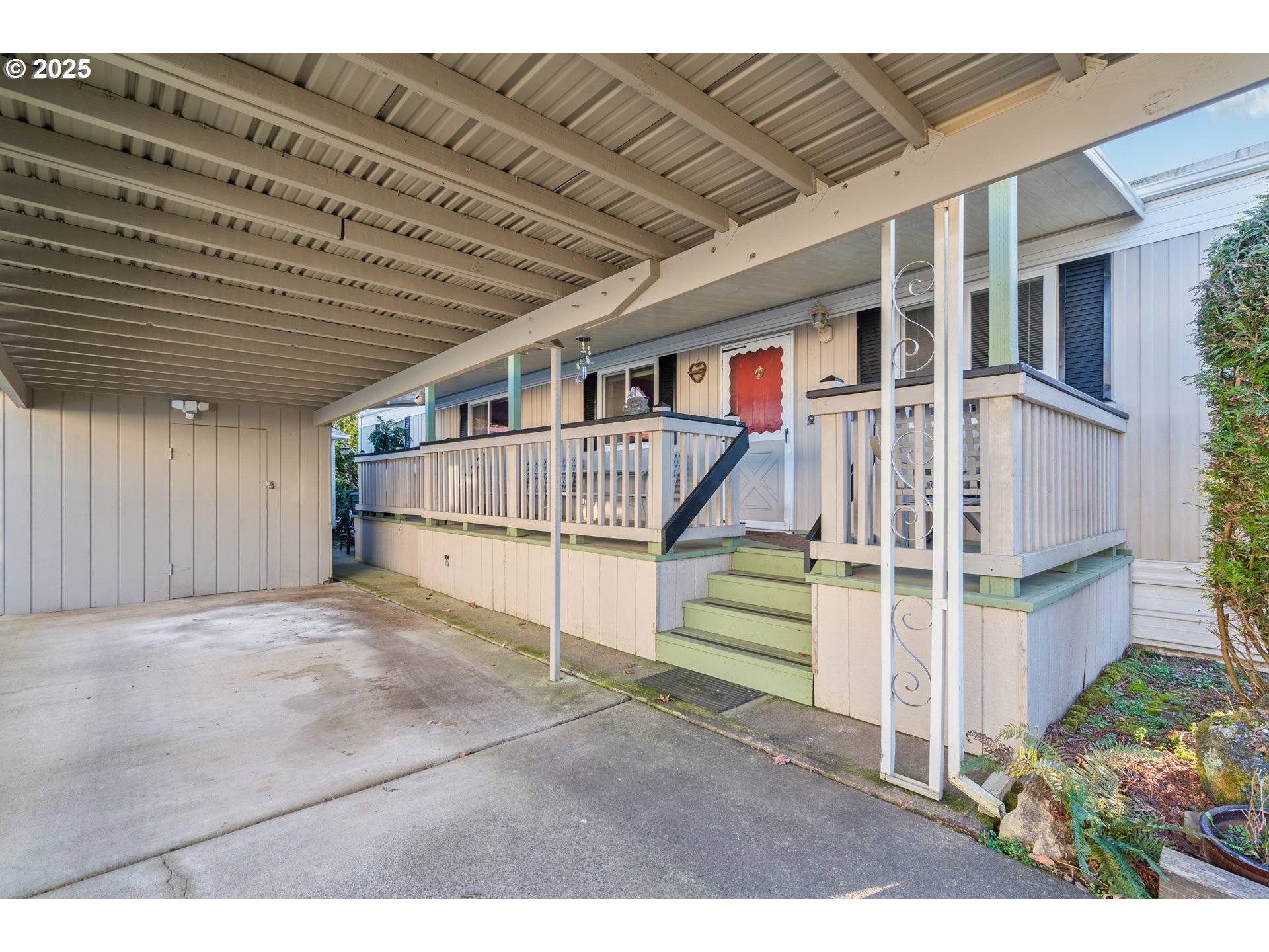 Hillsboro, OR 97123,2681 SE RIVER RD #29