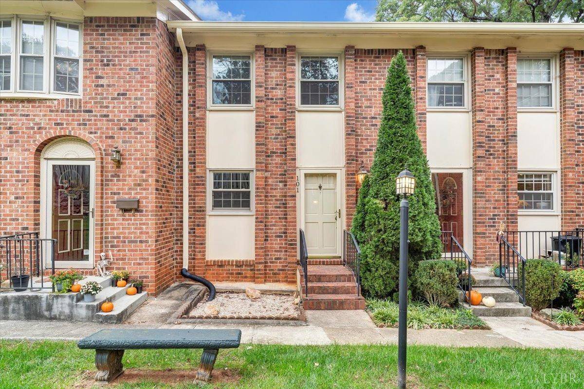 3101 Link RD, Lynchburg, VA 24503
