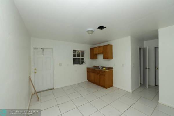 Fort Lauderdale, FL 33311,1128-1132 NW 5th Ct