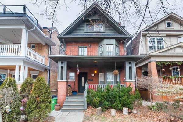 26 Algonquin AVE, Toronto W01, ON M6R 1K7