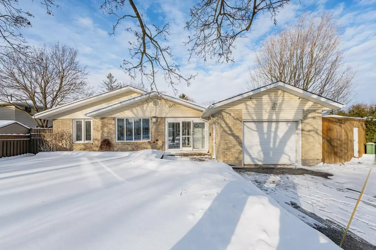 Guelph, ON N1H 6W2,6 STIRLING PL