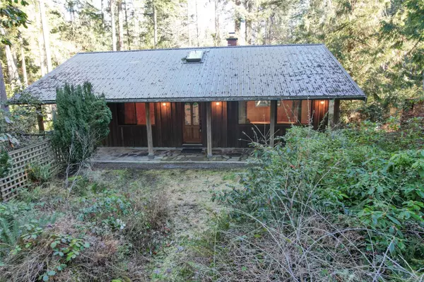 Gabriola Island, BC V0R 1X2,950 Carmen Cres