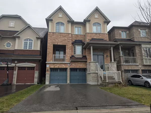 11 Joseph Hartman CRES, Aurora, ON L4G 1C9