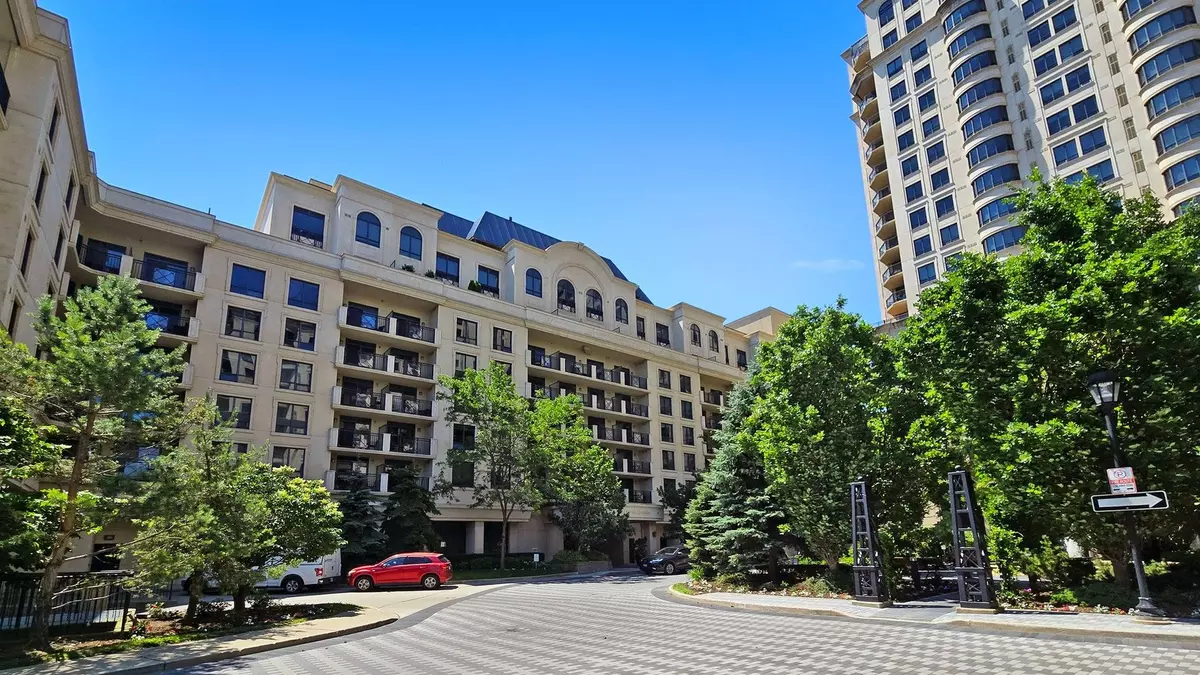 Toronto C15, ON M2K 3E4,650 Sheppard AVE E #603