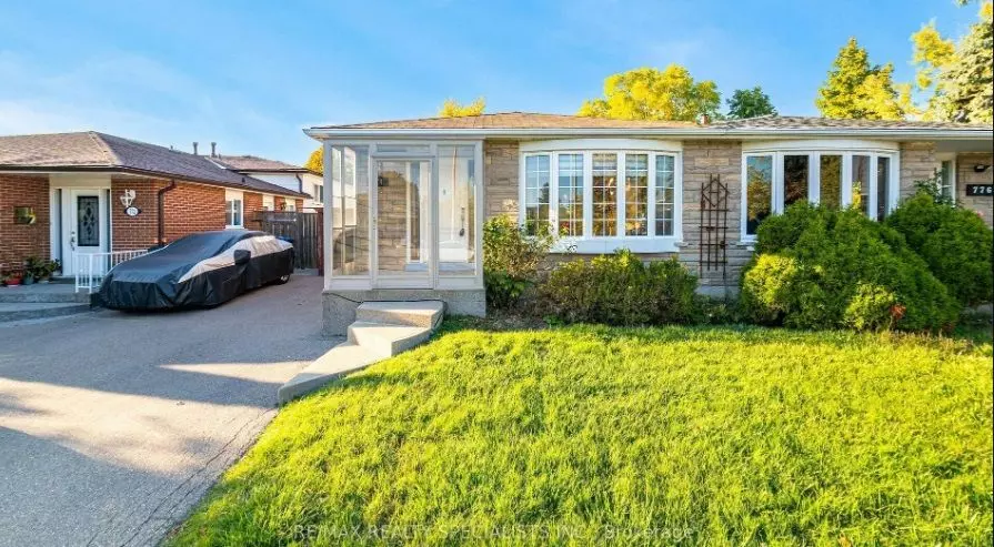 Mississauga, ON L5C 1J9,774 Consort CRES