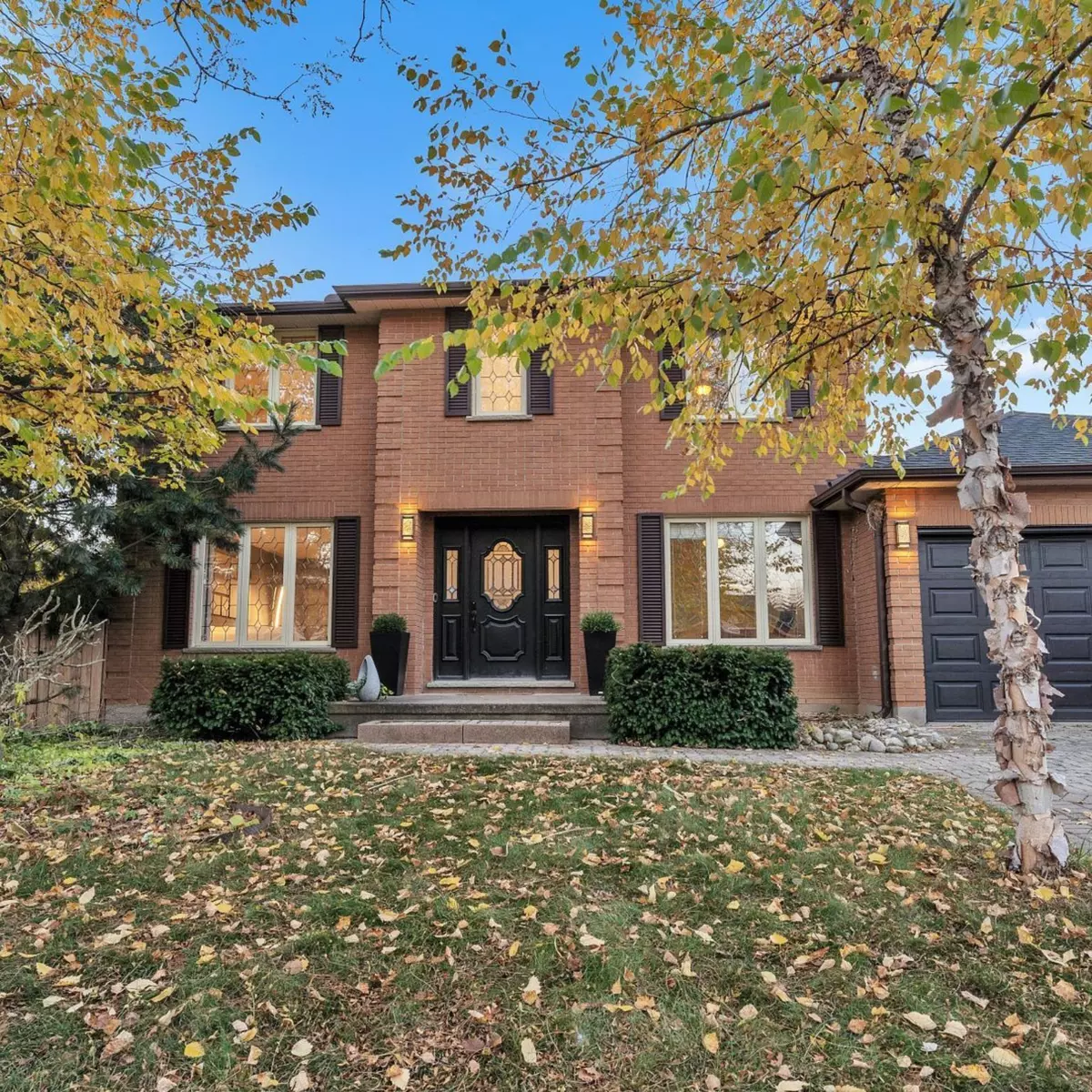 London, ON N5X 2Z4,1669 Phillbrook CRES