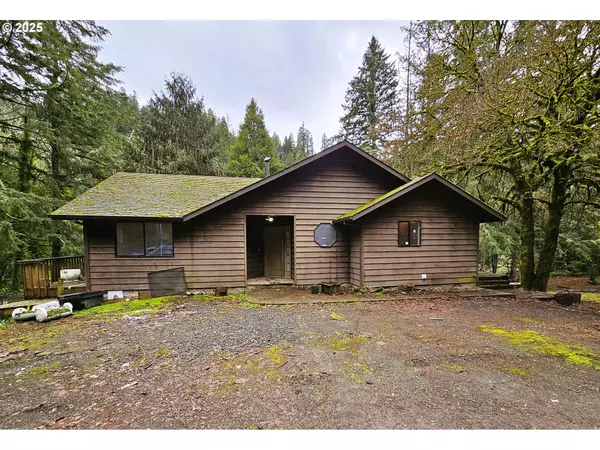 10040 TYEE RD, Umpqua, OR 97486