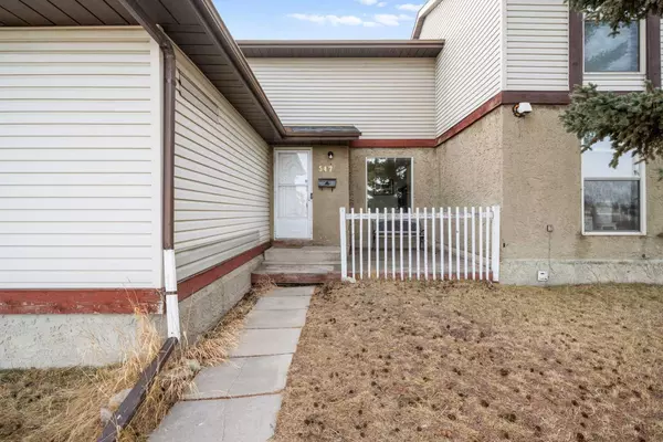 547 Abinger RD NE, Calgary, AB T2A 6M4