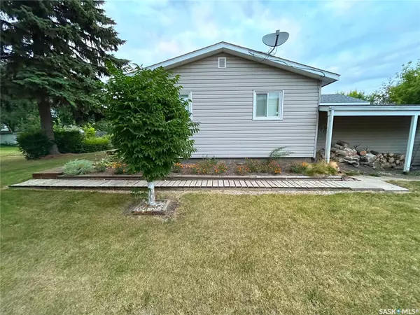 Moosomin, SK S0G 3N0,404 Cook ROAD