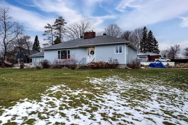 Lanark, ON K7H 3B5,237 Dufferin RD