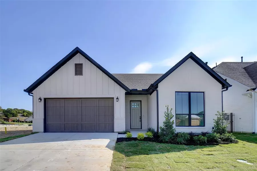 629 Hummingbird Drive, Aledo, TX 76008