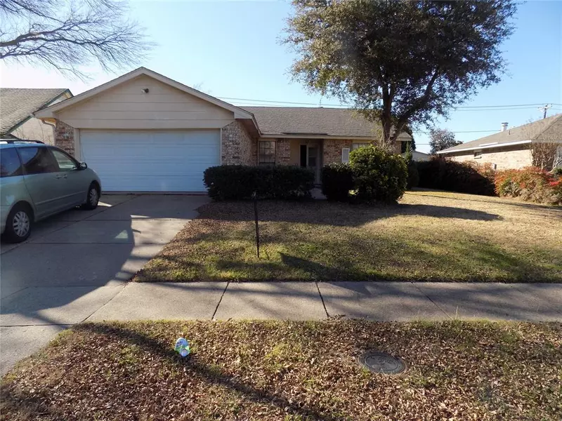 3630 Tivoli Drive, Grand Prairie, TX 75052