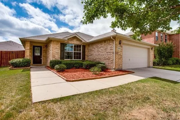 2038 Kingsbridge Drive, Heartland, TX 75126